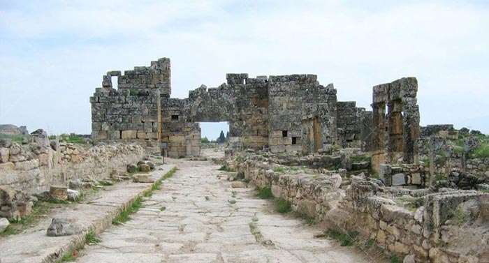 Pamukkale And Hierapolis