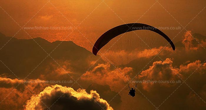 Fethi̇ye Yamaç Paraşütü